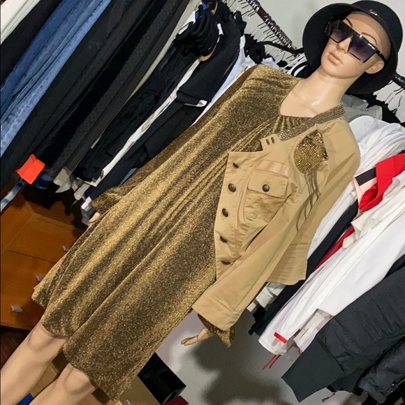 🎞📸RUNWAY METALLIC GOLD GUCCI DRESS - Picture 4 of 16